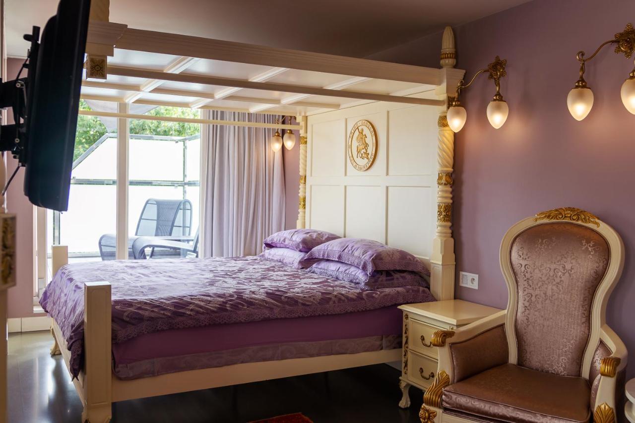 Saint-georges -located In The Centre Of Bruges- 5*