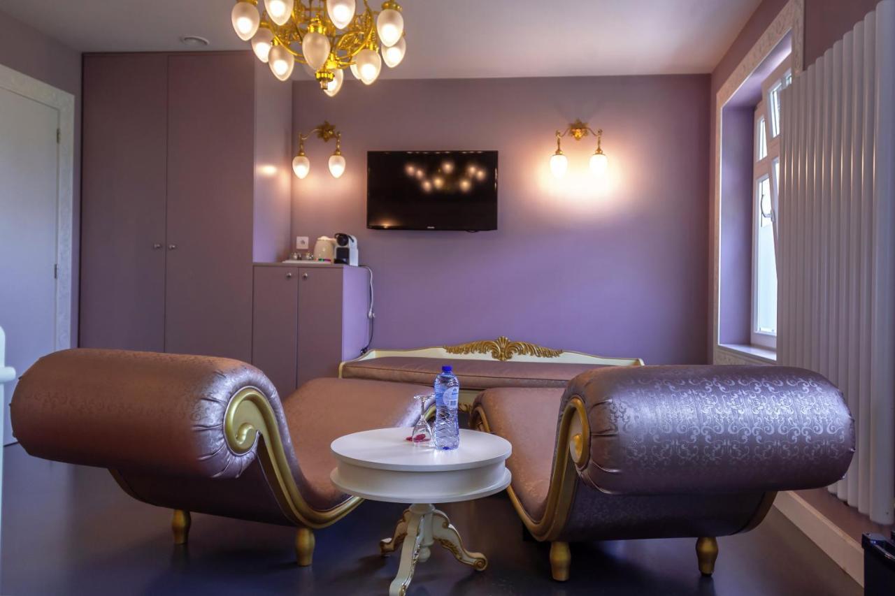 Saint-georges -located In The Centre Of Bruges- Couette-café