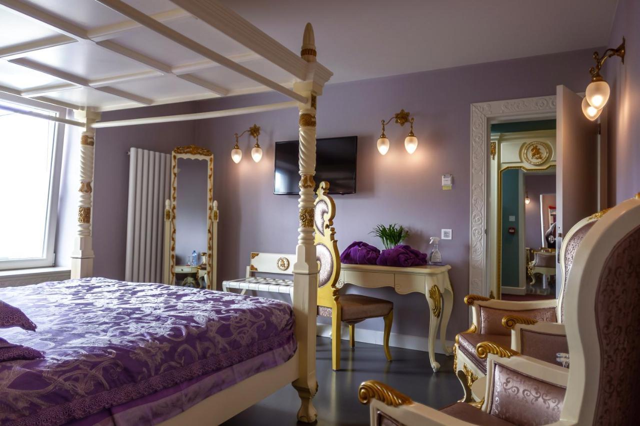 Saint-georges -located In The Centre Of Bruges- Couette-café
